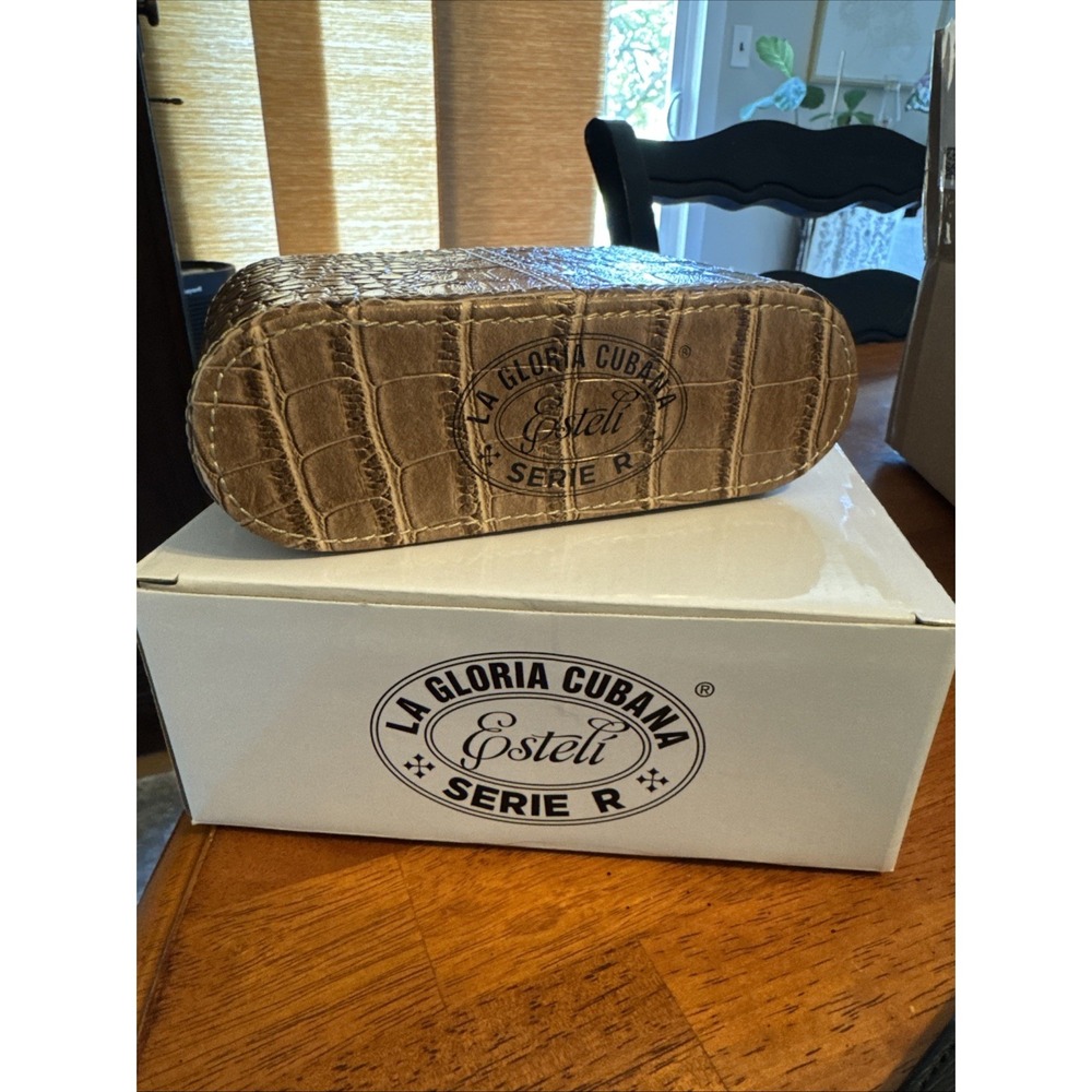 LA Gloria Cubana Esteli Nicaragua Serie R Snakeskin Travel Cigar case NEW